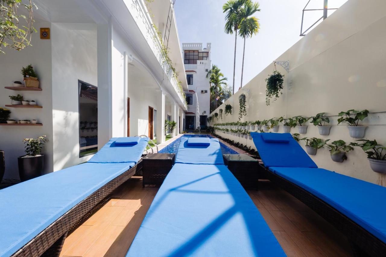 Avon Hotel Huế Kültér fotó