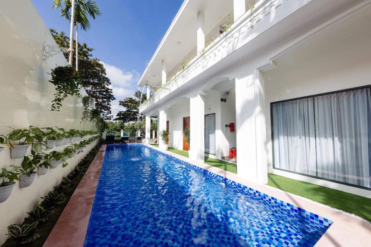Avon Hotel Huế Kültér fotó